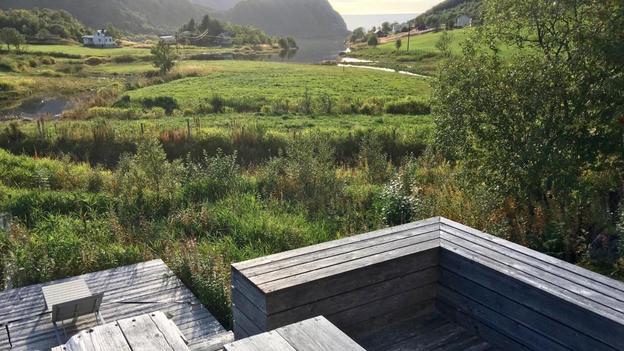 Lofoten Fjord Lodge Saupstad  المظهر الخارجي الصورة