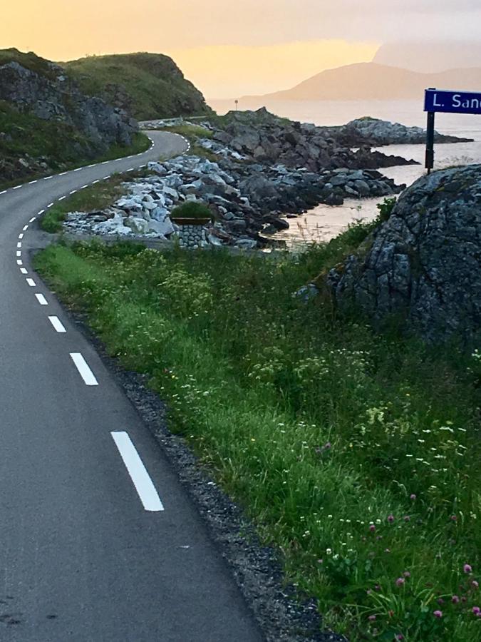 Lofoten Fjord Lodge Saupstad  المظهر الخارجي الصورة